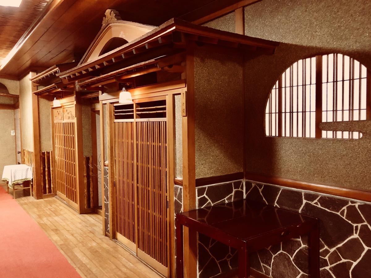 Ryokan Kaminaka Hotel Takayama  Exterior photo